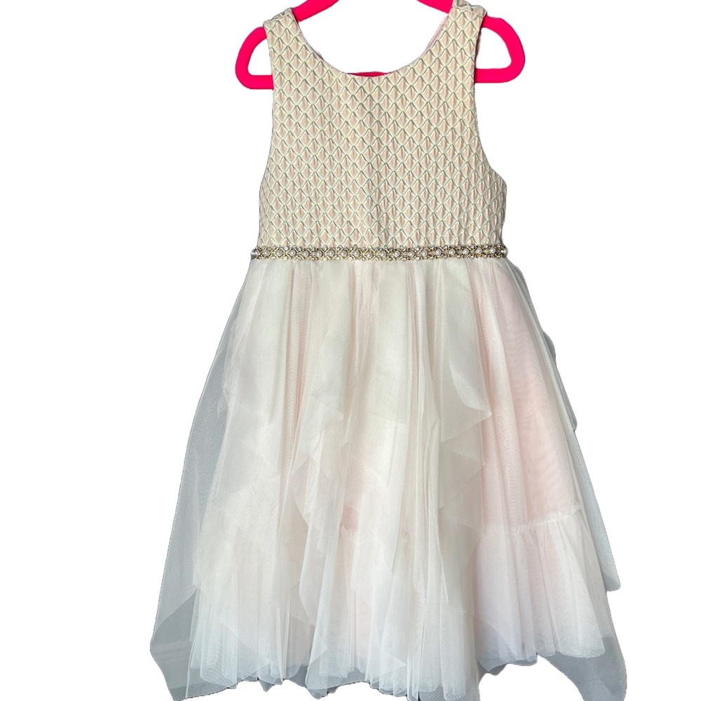American Princess girls formal dress in cream/Champagne and light pink size 6X/7